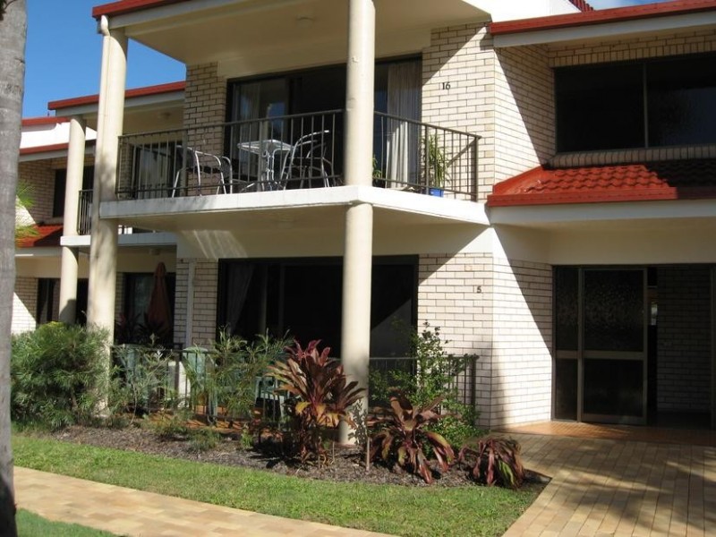 5/45 Quiet Waters, Bradman Avenue, Maroochydore QLD 4558