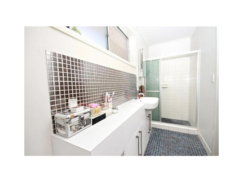 16 Adelong Crescent, Buddina QLD 4575