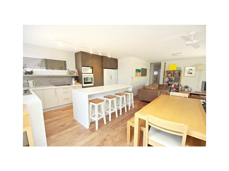 16 Adelong Crescent, Buddina QLD 4575