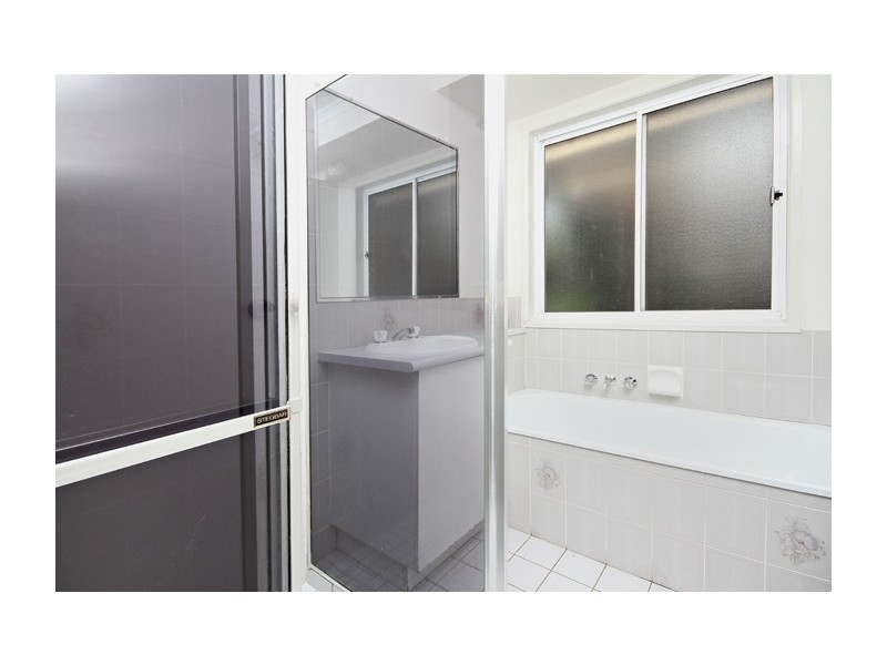 8 Kay Avenue, Bli Bli QLD 4560