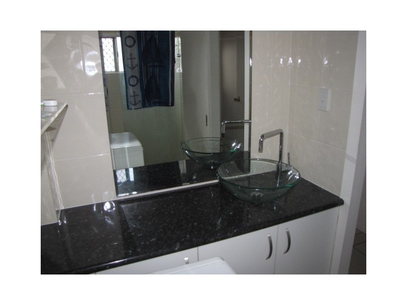 4/42 Banksia Place, Tallowwood Drive, Kuluin QLD 4558