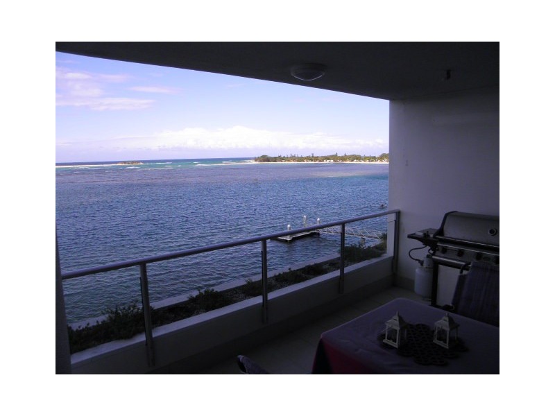 401/26-38 Waves, Duporth Avenue, Maroochydore QLD 4558