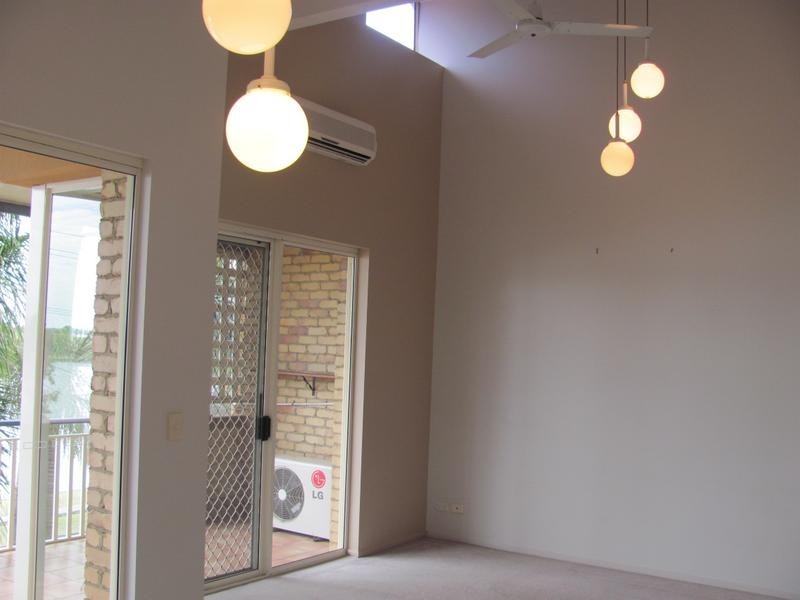 7/289 Pelican Quays, Bradman Avenue, Maroochydore QLD 4558