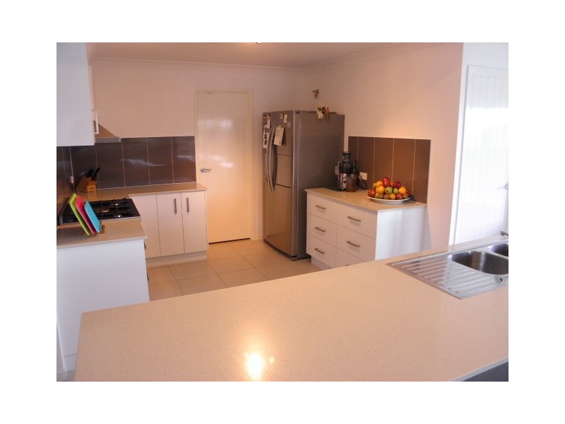 17 Ginger Bell Avenue, Bli Bli QLD 4560