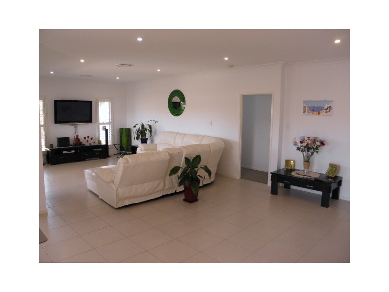 17 Ginger Bell Avenue, Bli Bli QLD 4560