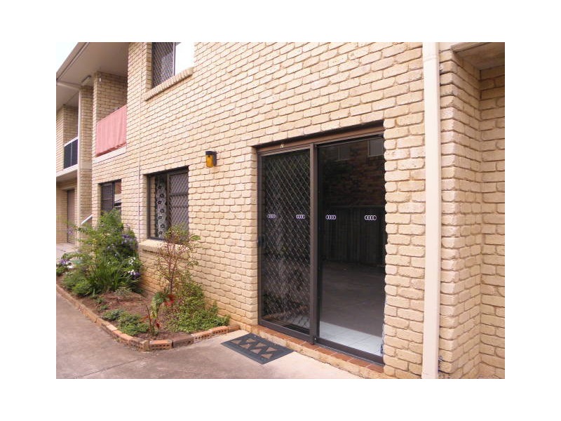 2/29 Lara-Sans, Baden Powell Street, Maroochydore QLD 4558