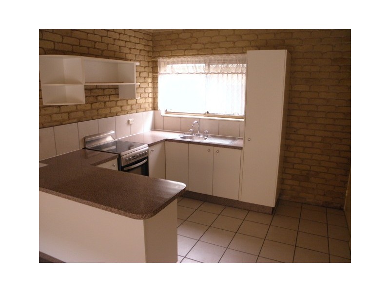 2/29 Lara-Sans, Baden Powell Street, Maroochydore QLD 4558