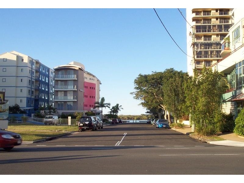 2/69 Poseidon Court, Duporth Avenue, Maroochydore QLD 4558