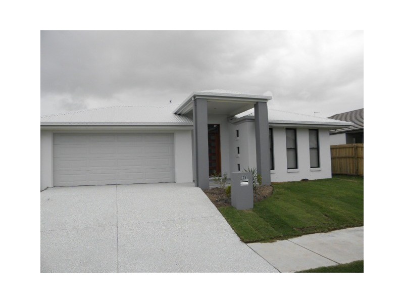 28 Lark Circuit, Mountain Creek QLD 4557
