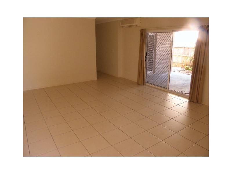 2/11 Boobook Court, Buderim QLD 4556