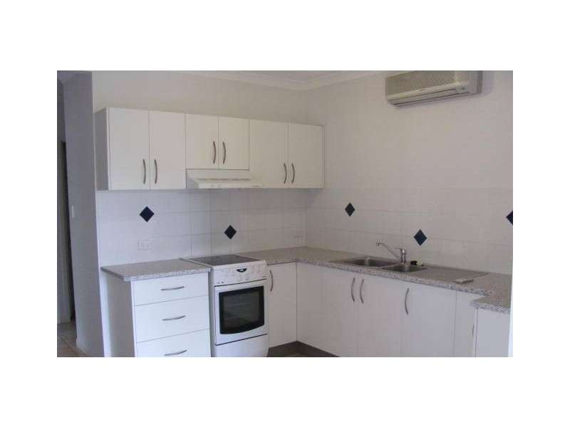 300 Main Road, Kuluin QLD 4558