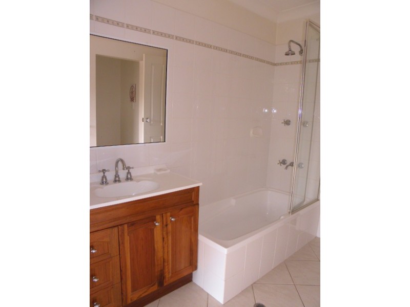 8 Dulin Street, Maroochydore QLD 4558