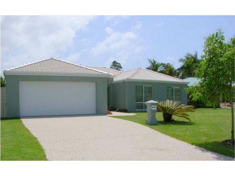 9 Calais Court, Kuluin QLD 4558