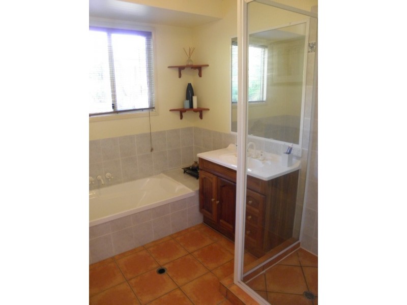 16 Renison Drive, Kuluin QLD 4558