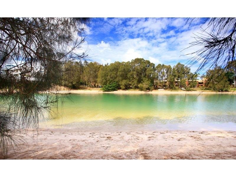 2/3 Park Beach, Bradman Avenue, Maroochydore QLD 4558