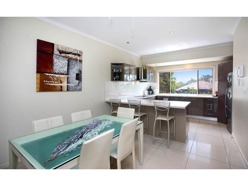 2/3 Park Beach, Bradman Avenue, Maroochydore QLD 4558