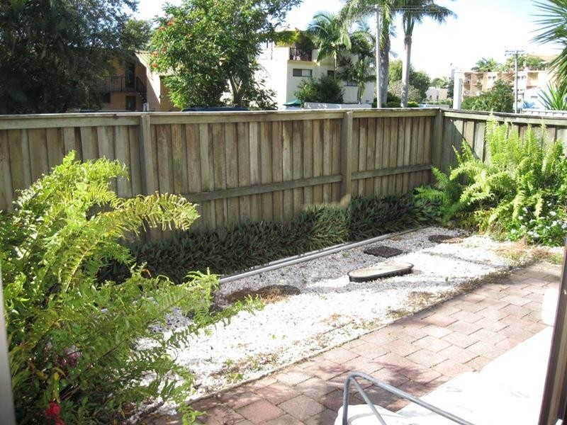 2/37 Kaloola, Buderim Avenue, Mooloolaba QLD 4557