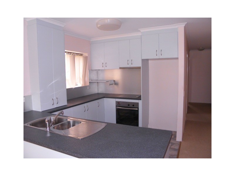 1/45 Quiet Waters, Bradman Avenue, Maroochydore QLD 4558