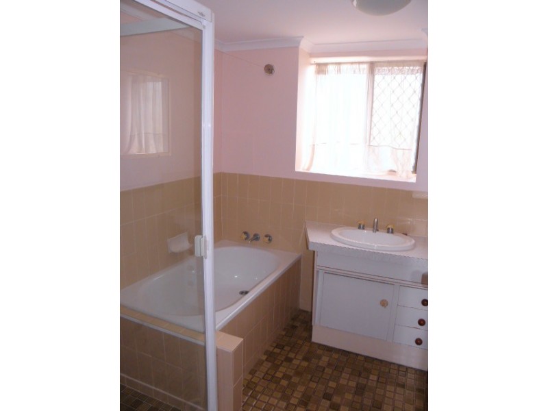 1/45 Quiet Waters, Bradman Avenue, Maroochydore QLD 4558