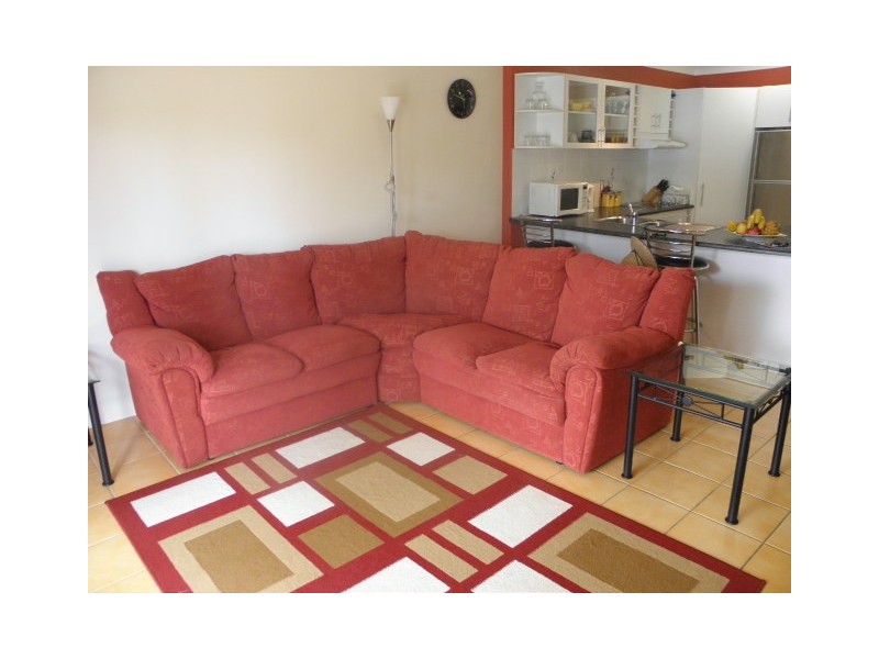 18/45 Quiet Waters, Bradman Avenue, Maroochydore QLD 4558