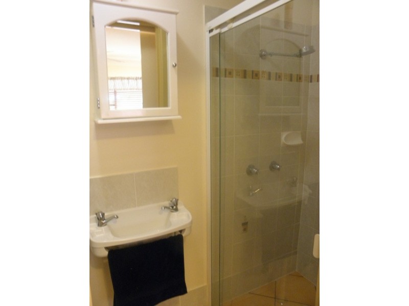 18/45 Quiet Waters, Bradman Avenue, Maroochydore QLD 4558