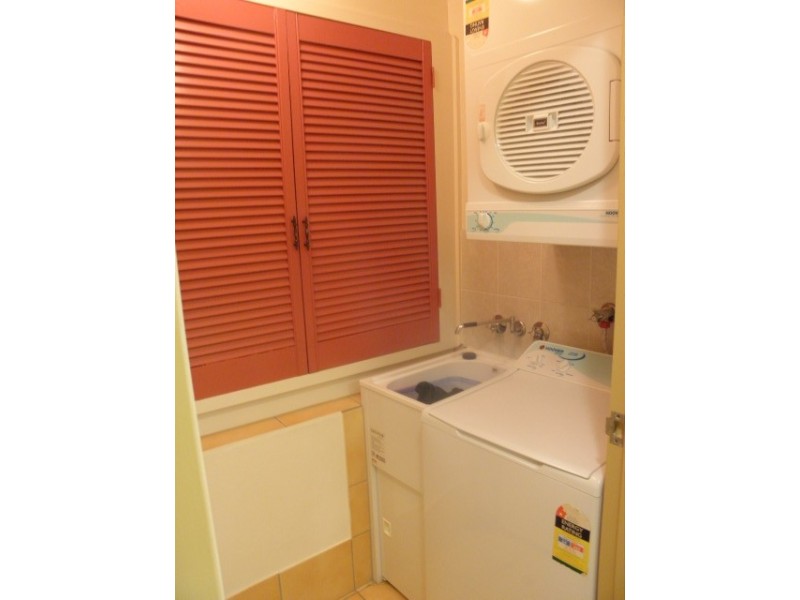 18/45 Quiet Waters, Bradman Avenue, Maroochydore QLD 4558