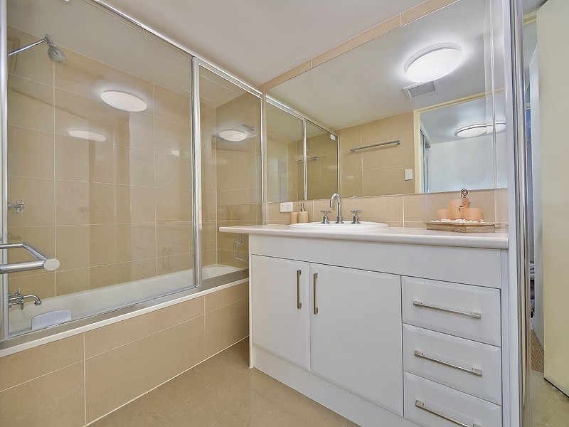 10/48 Northcliffe, Duporth Avenue, Maroochydore QLD 4558