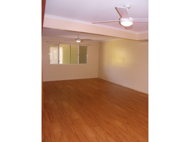 2/4-6 ‘Marlyn Court Tamarindus Street, Marcoola QLD 4564