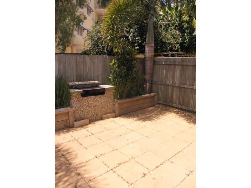 2/4-6 ‘Marlyn Court Tamarindus Street, Marcoola QLD 4564