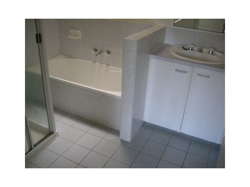 4/139 ‘Waterview Terraces’ Tepequar Drive, Maroochydore QLD 4558