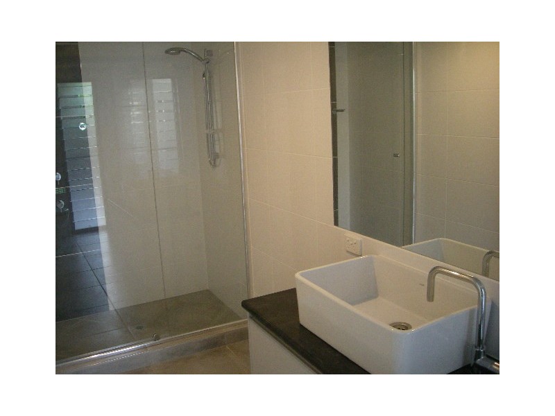 199 Bradman Avenue, Maroochydore QLD 4558