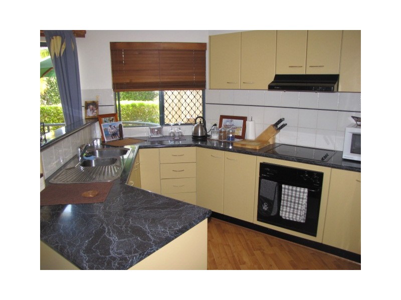 4/201-203 ‘Catamarina’ Bradman Avenue, Maroochydore QLD 4558