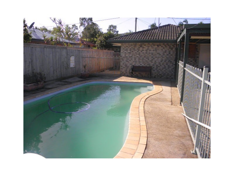 41 Martins Drive, Kuluin QLD 4558