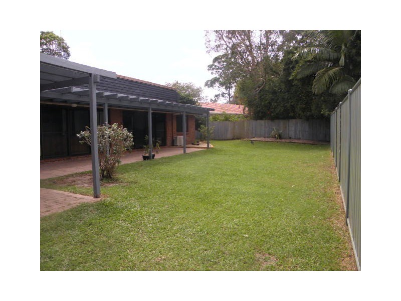 92 Karawatha Drive, Mountain Creek QLD 4557