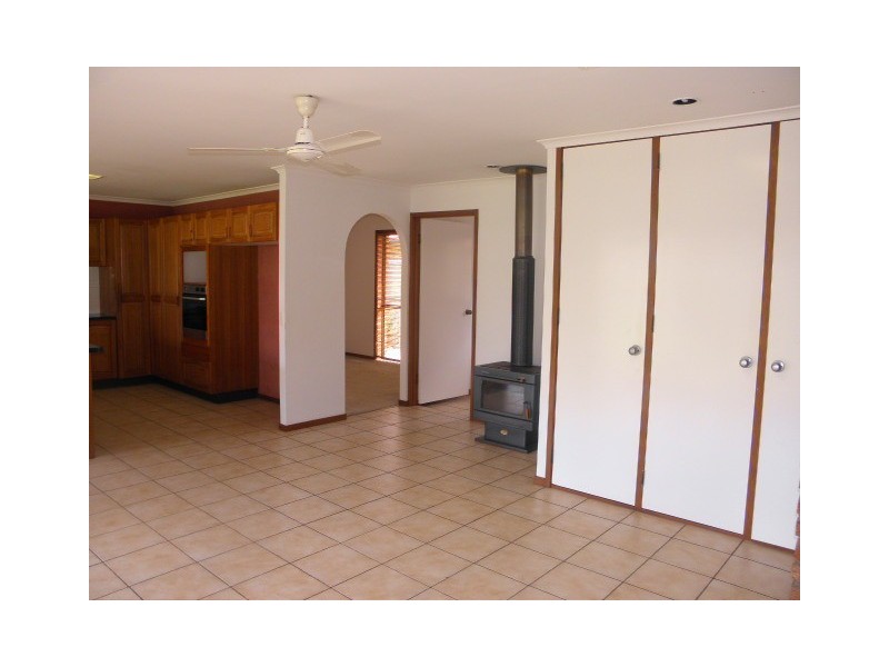 92 Karawatha Drive, Mountain Creek QLD 4557