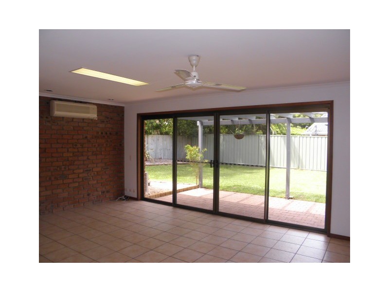 92 Karawatha Drive, Mountain Creek QLD 4557