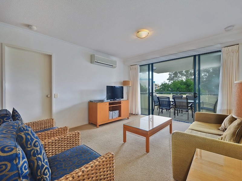 225/10 Lagoons at Seaforth, Okinja Road, Alexandra Headland QLD 4572