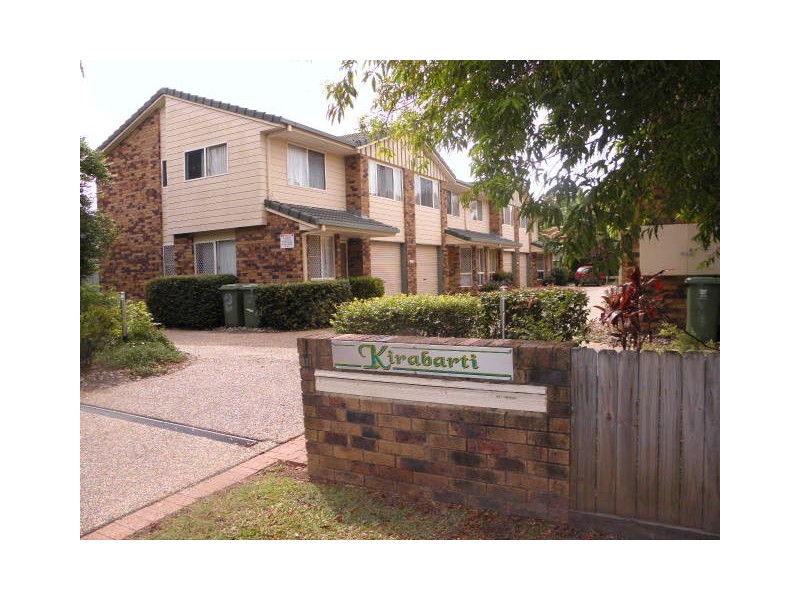 2/9-11 ‘Kirabarti’ Norman Avenue, Maroochydore QLD 4558