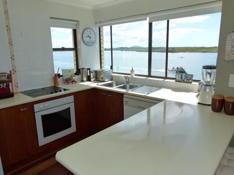 5/5 Wharf Lodge, Wharf Street, Maroochydore QLD 4558