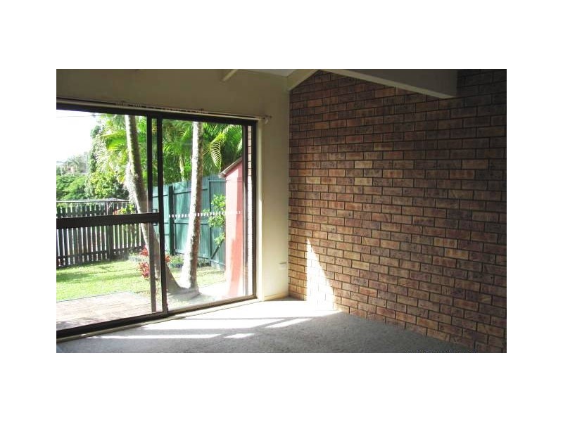 2/1 ‘Aragorn’ Aragorn Street, Maroochydore QLD 4558