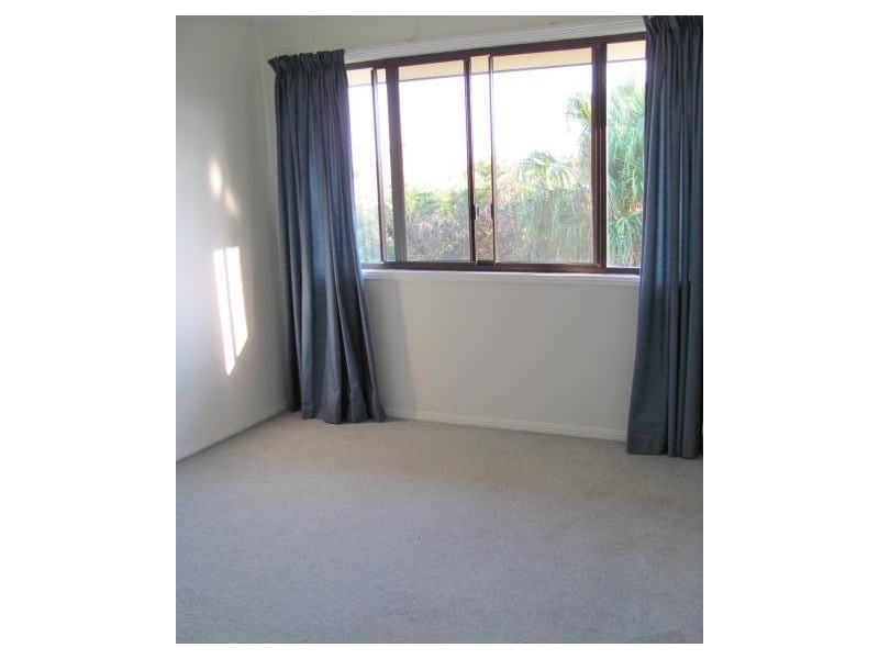 4/9 ‘Riverwood Chase’ Maroochy Waters Drive, Maroochydore QLD 4558