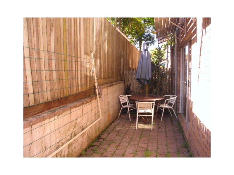 3/11 Karraleah Place, Evans Street, Maroochydore QLD 4558