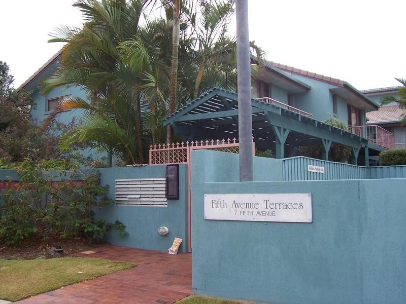 2/7 ‘Fifth Avenue Terraces’ Fifth Avenue, Maroochydore QLD 4558