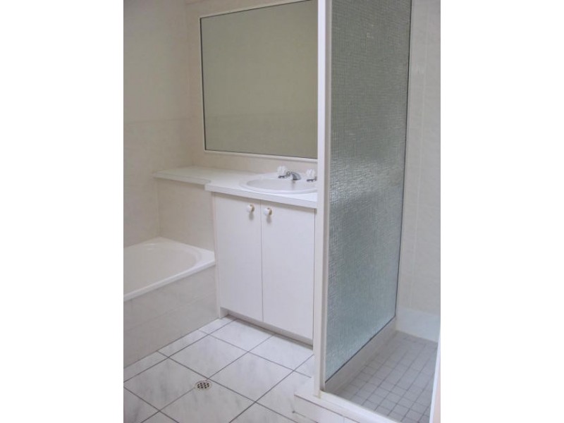 2/7 ‘Fifth Avenue Terraces’ Fifth Avenue, Maroochydore QLD 4558