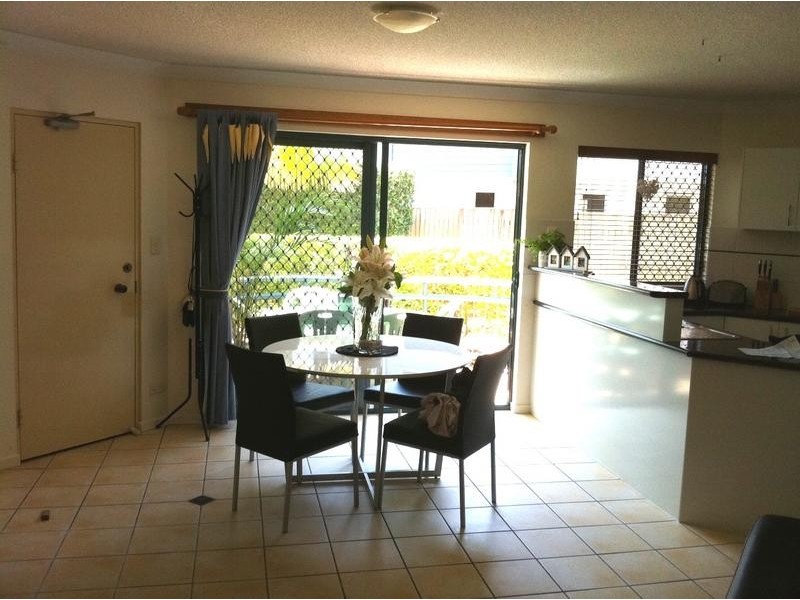 4/201 Catamarina, Bradman Avenue, Maroochydore QLD 4558