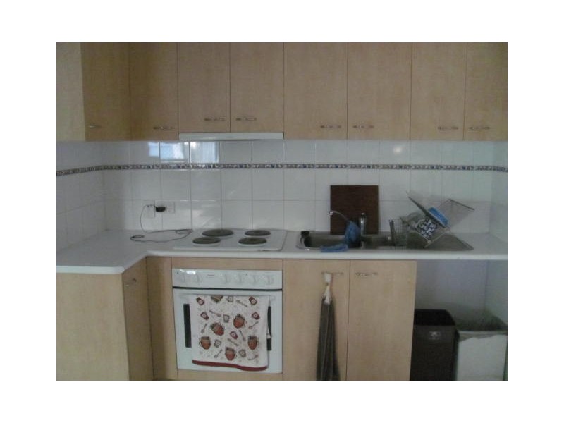 27 Oloway Crescent, Alexandra Headland QLD 4572