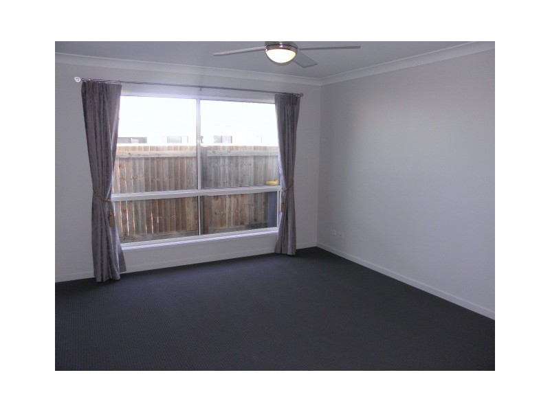 26 Mackerel Street, Mountain Creek QLD 4557