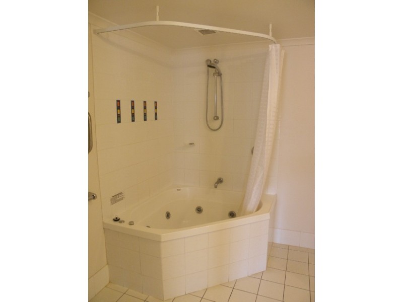 214/106 ‘Newport at Seaforth’ Alexandra Parade, Alexandra Headland QLD 4572