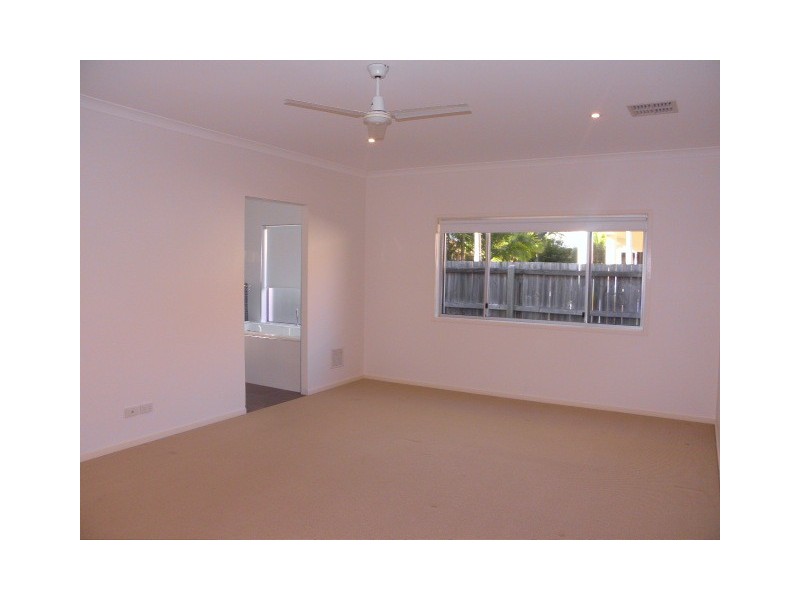 7 Parsons Bank Drive, Twin Waters QLD 4564