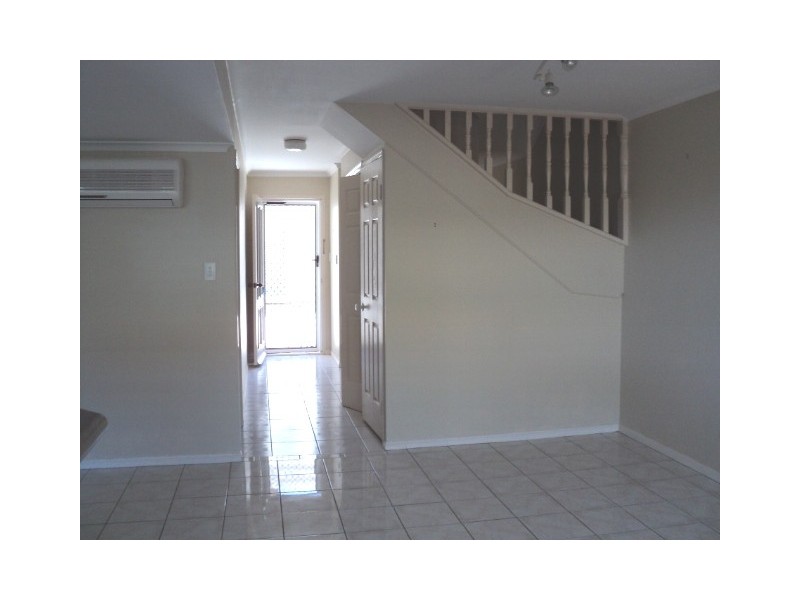 2/14-16 ‘Chardonnay’ Primary School Court, Maroochydore QLD 4558
